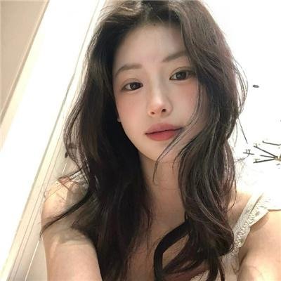 再见：从谎言开始的人生喜剧